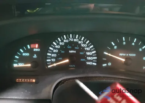 1999 Oldsmobile Aurora z USA, uszkodzony, nr VIN 1G3GR62C7X4114160